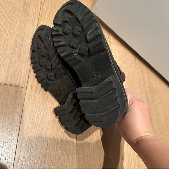 Chelsea boots - Picture 4 of 4